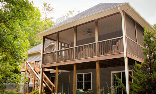 Screened-porch-sunroom An enclosed deck makes a great screened sunroom porch